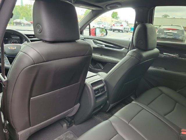 Certified 2024 Cadillac XT5 Premium Luxury w/ Technology Package FWD image 29
