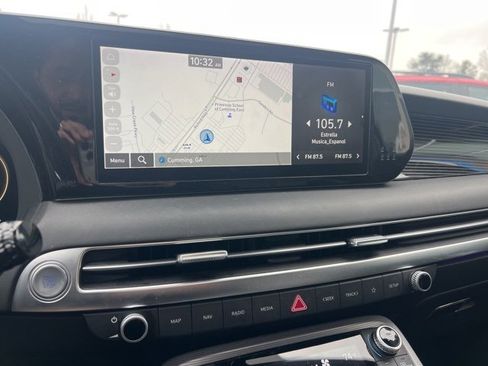 Used 2023 Hyundai Palisade Calligraphy image 18