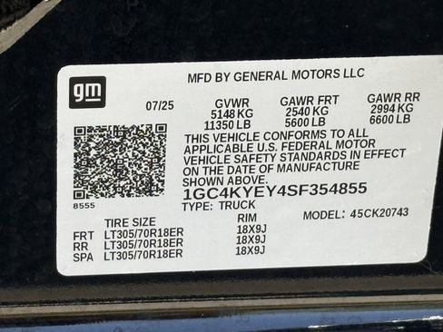 Used 2025 Chevrolet Silverado 2500 ZR2 w/ Technology Package image 25