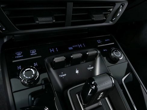 New 2026 Porsche 911 Carrera 4S image 15