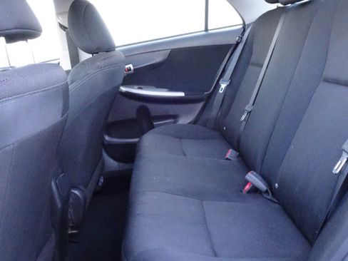 Used 2012 Toyota Corolla S image 13