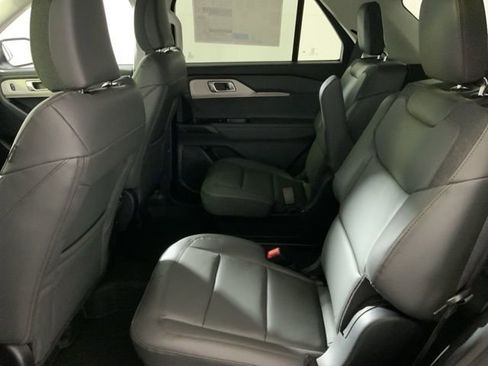 New 2026 Ford Explorer Active w/ Active Comfort Package image 29