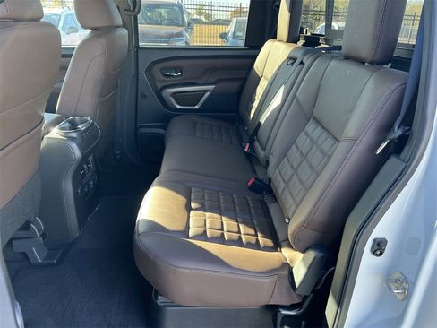 Certified 2024 Nissan Titan Platinum Reserve w/ Moonroof Package image 12
