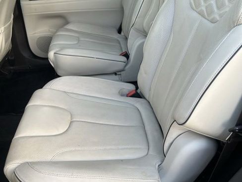 Used 2020 Hyundai Palisade Limited image 24