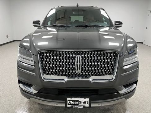 Used 2018 Lincoln Navigator L Reserve AWD/4WD image 3