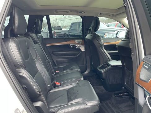 Used 2018 Volvo XC90 T6 Inscription w/ Convenience Package image 16