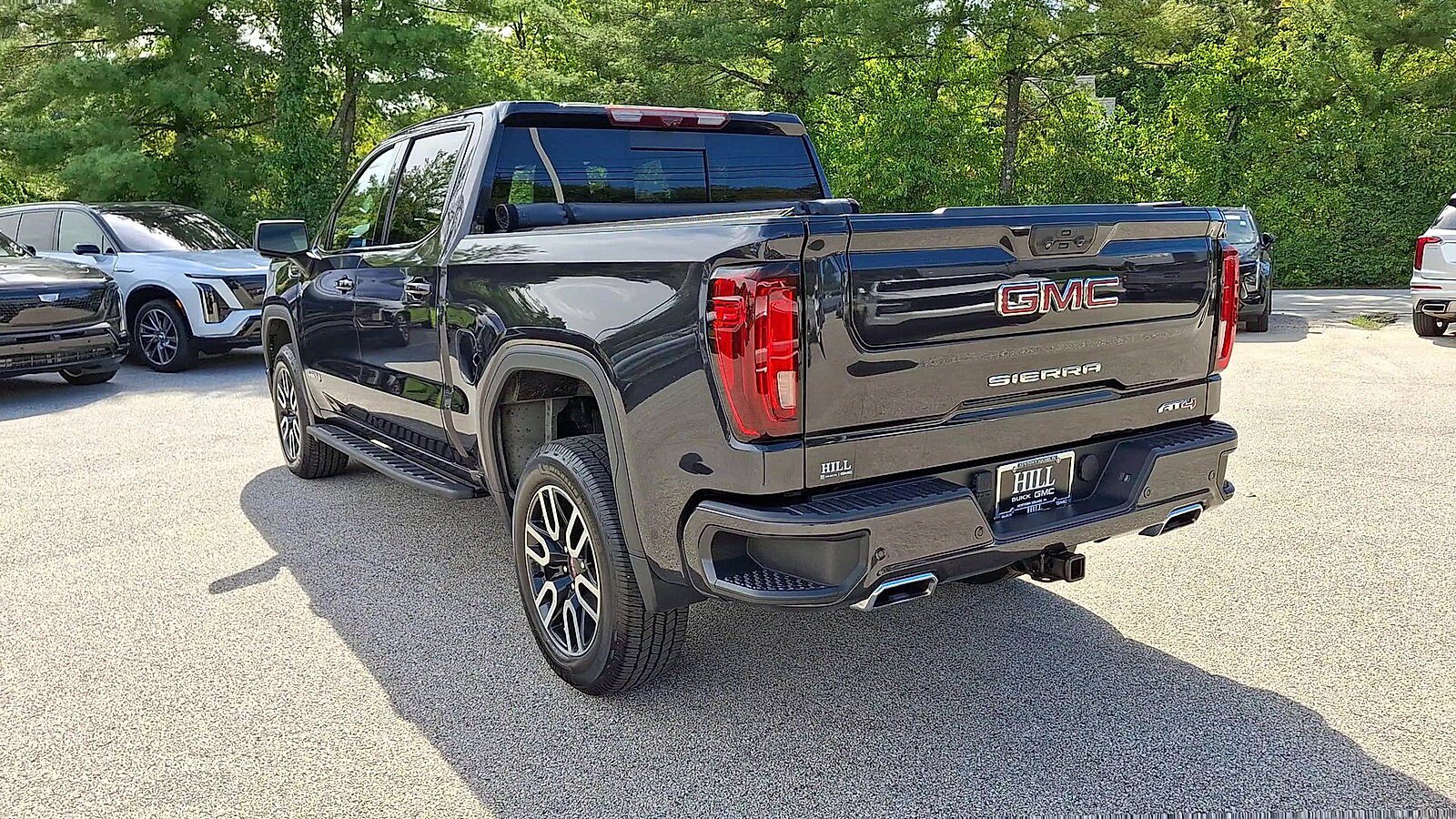 Used 2023 GMC Sierra 1500 AT4 w/ AT4 Premium Package AWD/4WD image 7