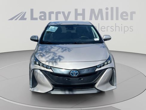 Used 2021 Toyota Prius Prime LE FWD image 8