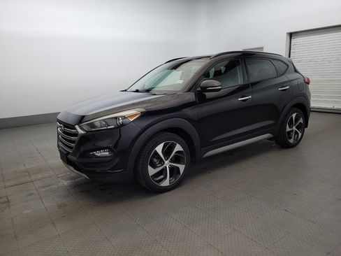 Used 2017 Hyundai Tucson Limited w/ Limited Ultimate Package 03 FWD image 2