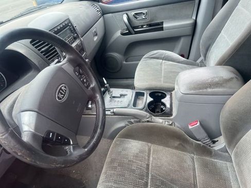 Used 2007 Kia Sorento EX image 13
