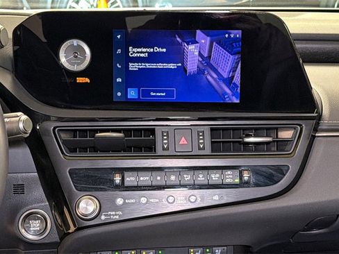 Certified 2025 Lexus ES 350 w/ Premium Package image 17