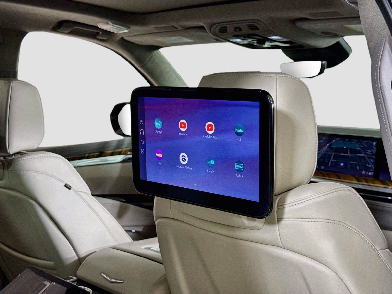 Used 2025 Cadillac Escalade Premium Luxury Platinum AWD/4WD image 31