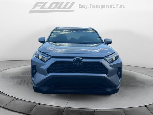 Used 2022 Toyota RAV4 XLE Premium AWD/4WD image 2