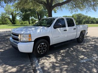 Used 2011 Chevrolet Silverado 1500 LT image 1