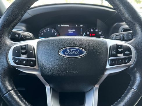 Used 2023 Ford Explorer XLT w/ Equipment Group 202A image 24