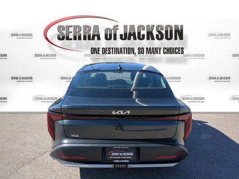Certified 2025 Kia K4 LXS image 7