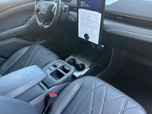 Used 2025 Ford Mustang Mach-E Select w/ Comfort Package Lite RWD image 16