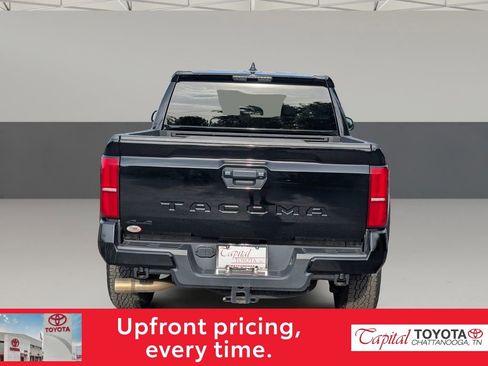 Used 2024 Toyota Tacoma TRD Off-Road AWD/4WD image 6