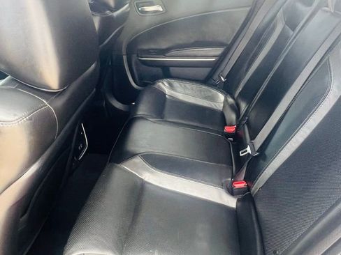 Used 2022 Dodge Charger SXT w/ Leather Interior Group RWD image 12