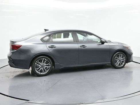 Used 2022 Kia Forte GT-Line FWD image 8