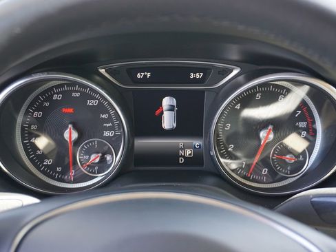 Used 2019 Mercedes-Benz GLA 250 4MATIC image 18