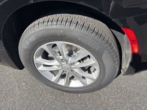 New 2026 Chrysler Pacifica Select AWD/4WD image 18