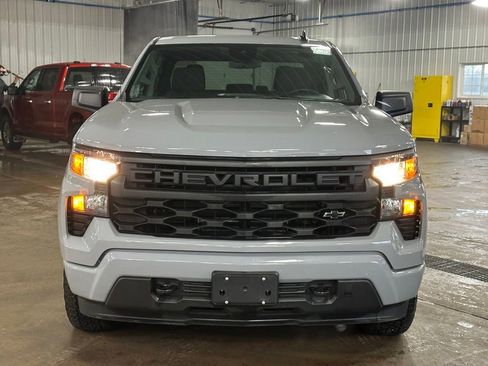 Used 2024 Chevrolet Silverado 1500 Custom AWD/4WD image 34
