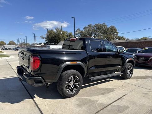 Used 2024 GMC Canyon AT4 w/ AT4 Premium Package AWD/4WD image 7