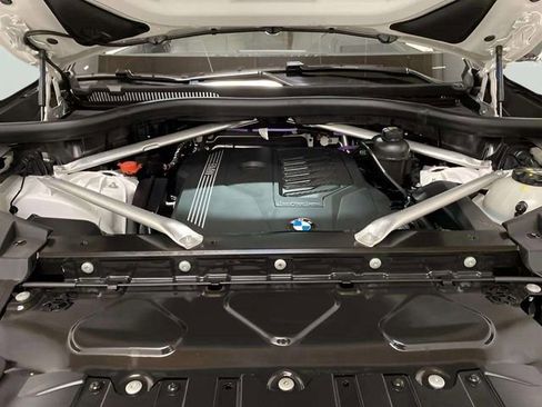 Used 2023 BMW X5 xDrive40i w/ Premium Package image 85