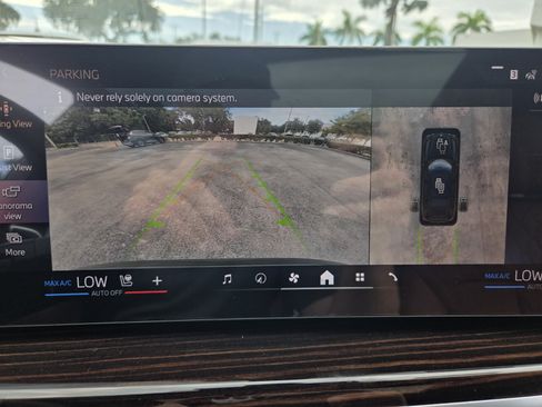 New 2027 BMW X7 xDrive40i w/ Executive Package AWD/4WD image 24