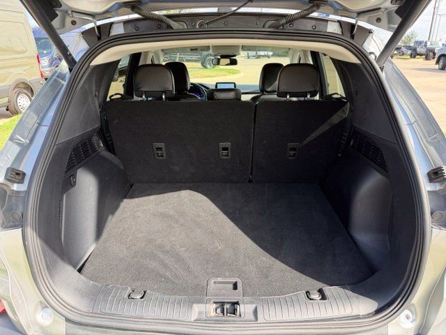 Used 2022 Ford Escape Titanium w/ Titanium Premium Package FWD image 8