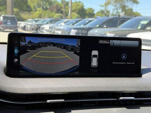 Certified 2025 Genesis GV70 2.5T AWD/4WD image 34
