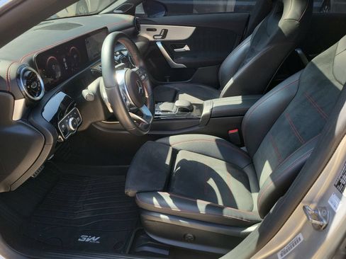 Used 2020 Mercedes-Benz CLA 250 image 20