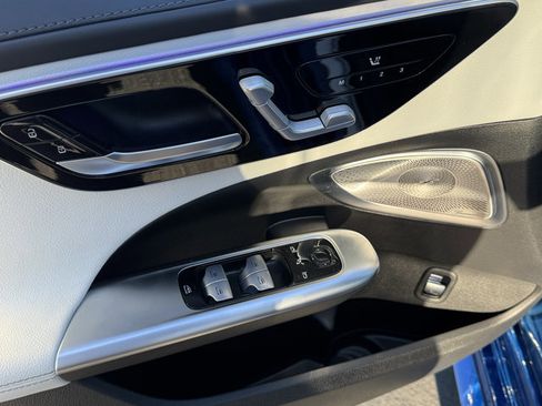 Used 2024 Mercedes-Benz C 300 4MATIC Sedan image 19