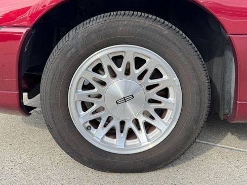 Used 1999 Lincoln Town Car Signature image 13