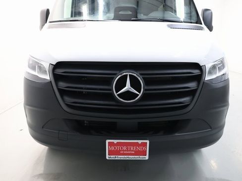 Used 2025 Mercedes-Benz Sprinter 2500 image 49