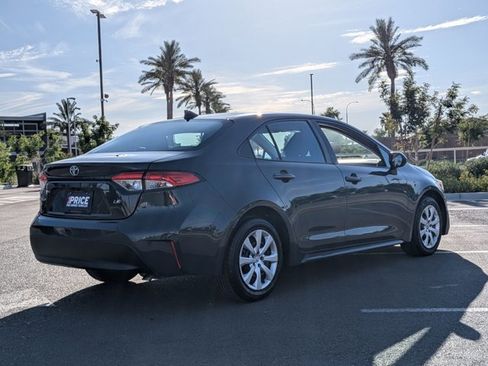 Used 2024 Toyota Corolla LE image 5