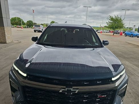 Used 2025 Chevrolet Traverse Z71 w/ Driver Confidence Package image 28