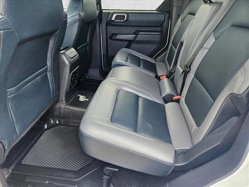 Certified 2024 Ford Bronco Outer Banks w/ Sasquatch Package image 17