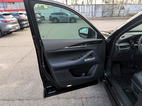 New 2026 INFINITI QX60 Sport image 9