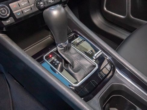 Used 2025 Jeep Compass Latitude image 26