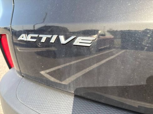 Used 2023 Ford Escape Active w/ Tech Pack #1 AWD/4WD image 12