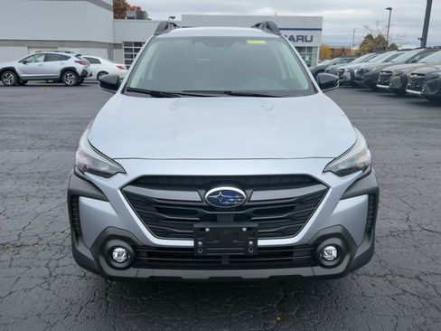 Certified 2025 Subaru Outback Premium image 10