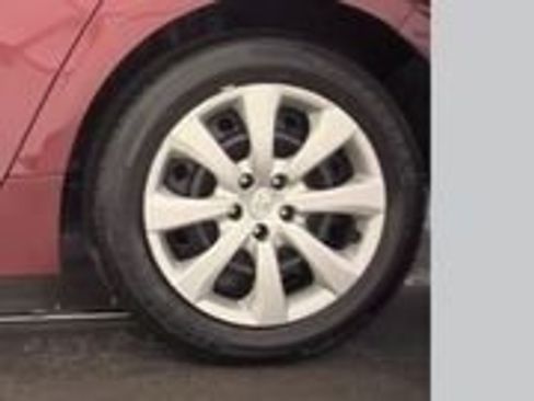 Used 2025 Toyota Corolla LE image 12