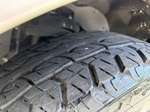 Used 2019 Ford Expedition Max Limited w/ Equipment Group 301A RWD image 20