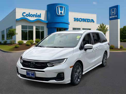 New 2026 Honda Odyssey Touring image 1