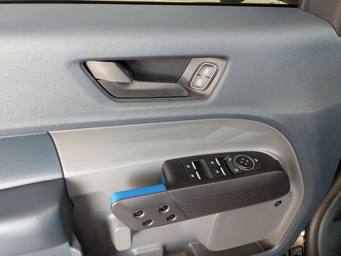 Used 2025 Ford Maverick Lobo AWD/4WD image 25