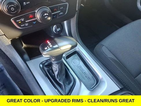 Used 2021 Dodge Charger SXT w/ Blacktop Package image 21