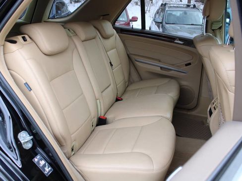 Used 2011 Mercedes-Benz ML 350 4MATIC w/ Premium 1 Pkg image 29