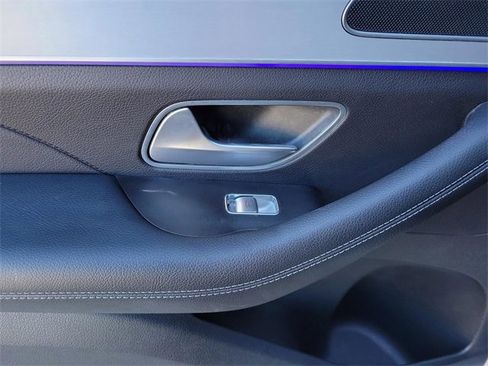 Used 2024 Mercedes-Benz GLE 350 4MATIC image 19